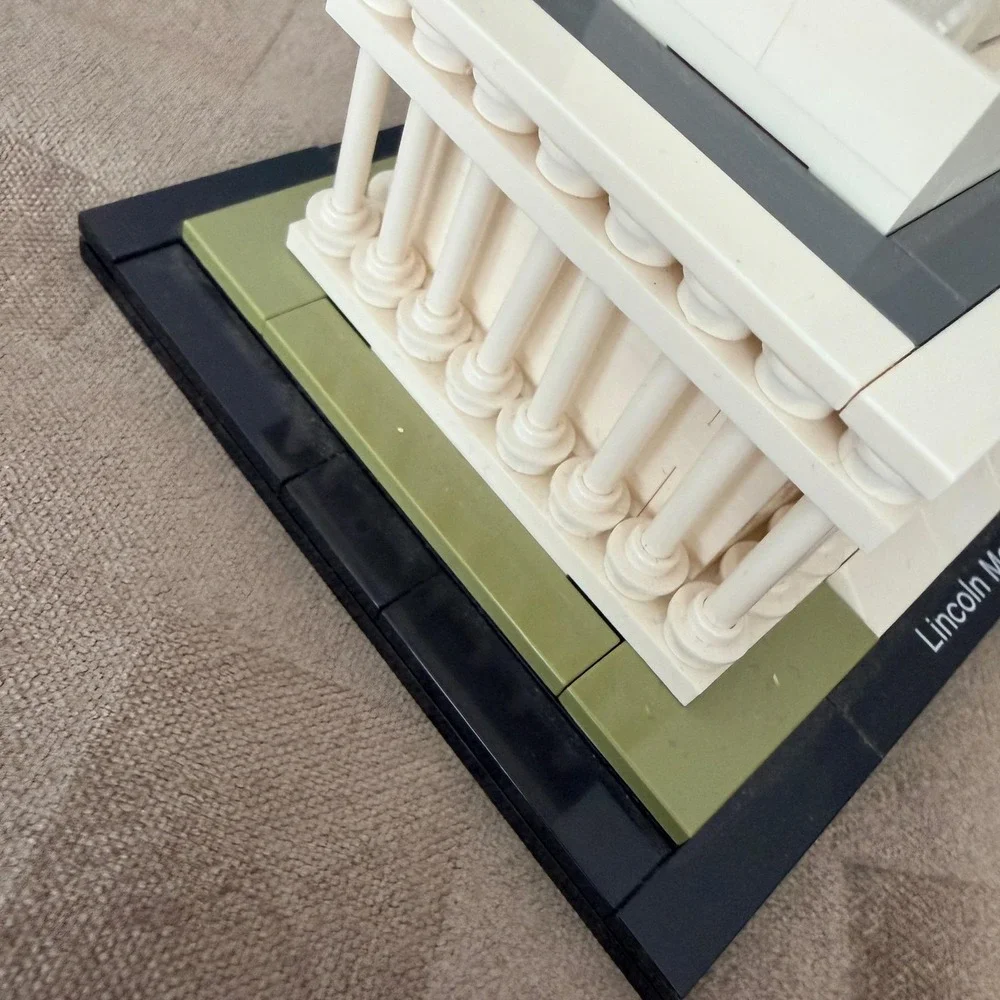 LEGO Architecture Lincoln Memorial 21022 Complete Built Landmark Series Set